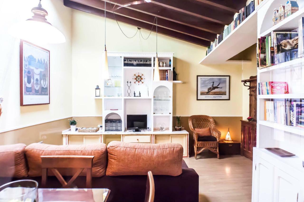 סביליה Corral De La O Triana Apartment By Valcambre מראה חיצוני תמונה